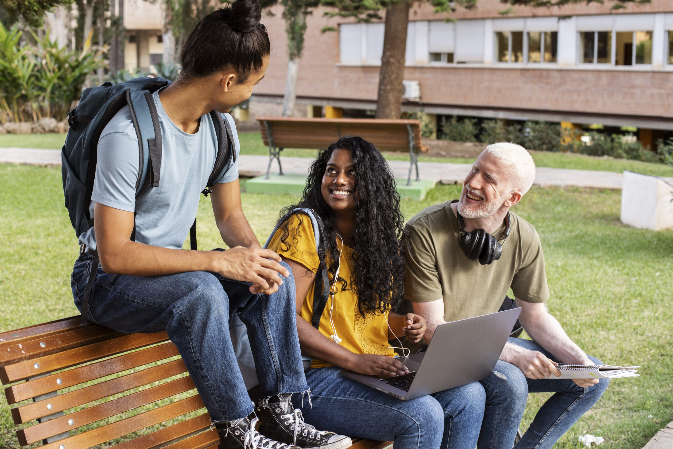 Remote Internships That Pay: Opportunities for College Students in 2026