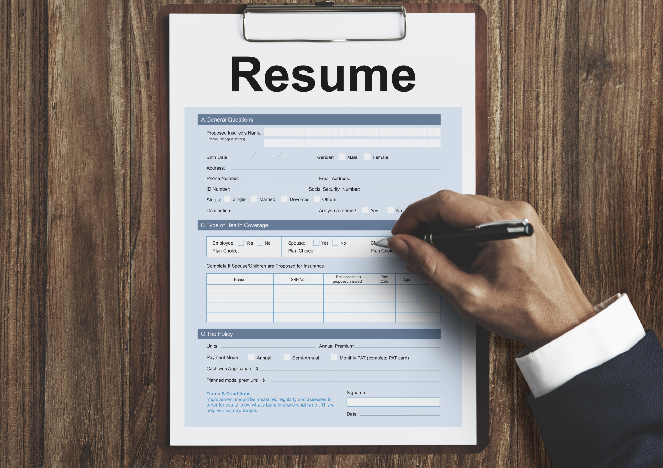 How to Prepare a Resume That Employers Want to Read (2026 Guide)